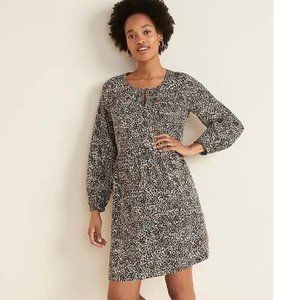 Soft-Woven Keyhole Swing Dress for Women